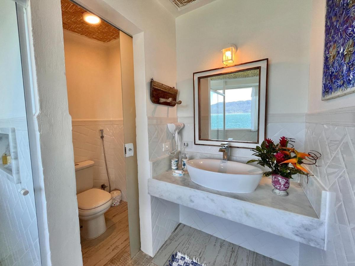 Vilatoro Guest House Ilhabela Kültér fotó