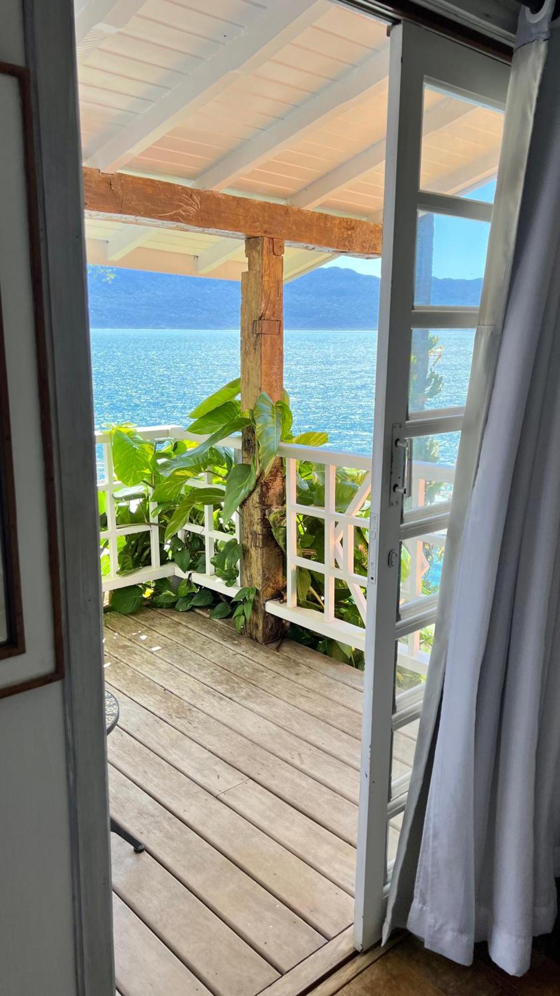 Vilatoro Guest House Ilhabela Kültér fotó